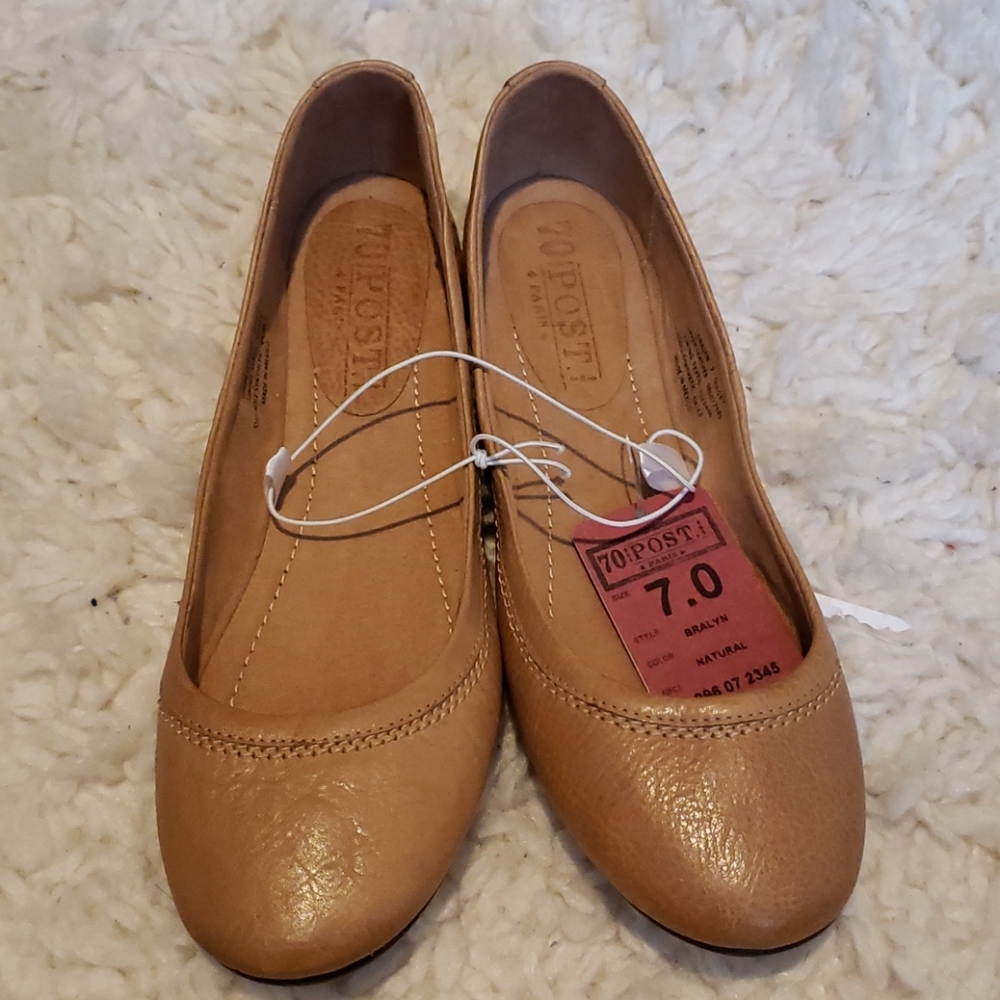 Brand new flat shoes